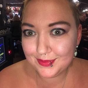 Meet your Posher, Emmie